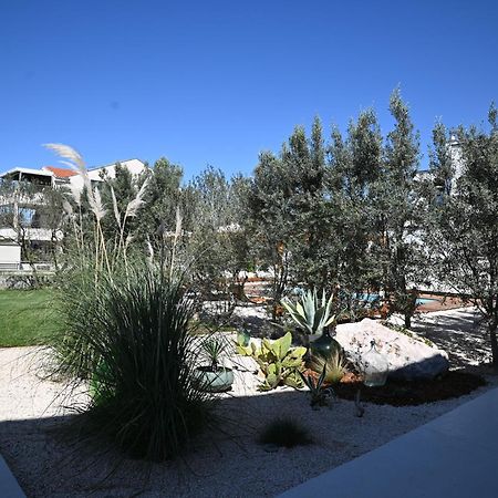 Villa Suncica With Heated Pool, Jacuzzi And Bikes Near Zadar Сукошан Екстер'єр фото