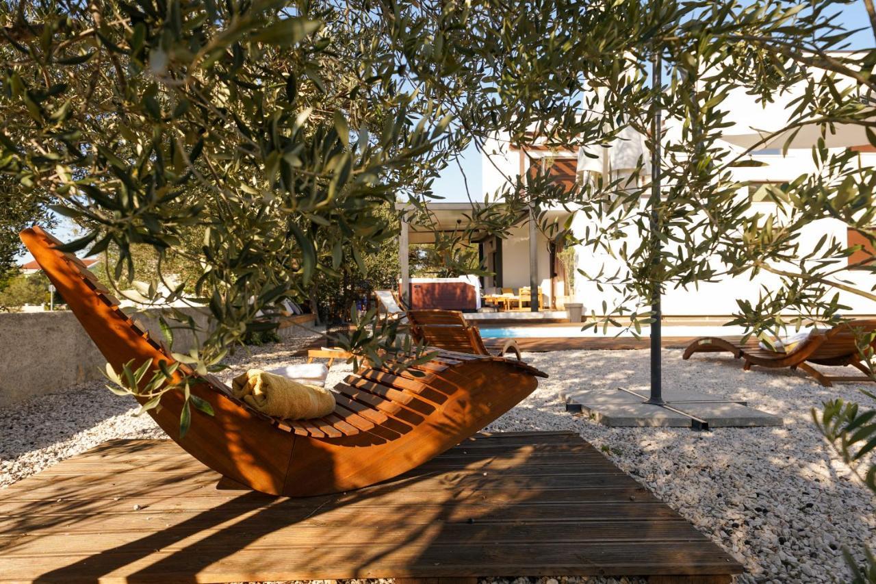 Villa Suncica With Heated Pool, Jacuzzi And Bikes Near Zadar Сукошан Екстер'єр фото