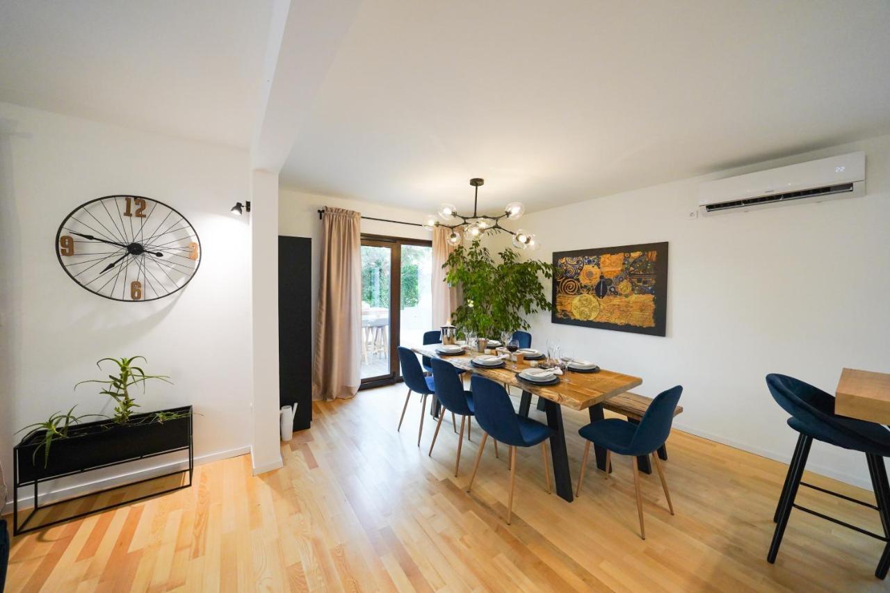 Villa Suncica With Heated Pool, Jacuzzi And Bikes Near Zadar Сукошан Екстер'єр фото